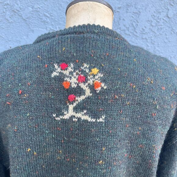 Irish Wool Cardigan Vintage Granny Sweater Cottagecore Medium - Picture 4 of 9